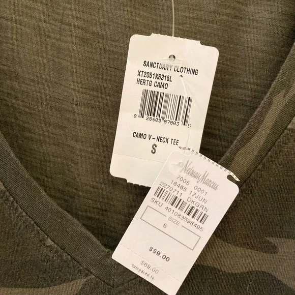 Sanctuary Women's Green Camo Short Sleeve V-Neck T-Shirt/S/$69 RETL/ON SALE $30! - Picture 3 of 3